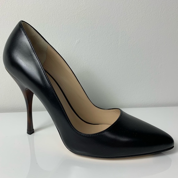 MaxMara Shoes - NEW MAX MARA STRESA Black Leather Pumps